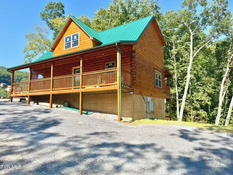 808 String Run Way Lot B6 Pigeon Forge Tn 37863, Pigeon Forge, TN 37863