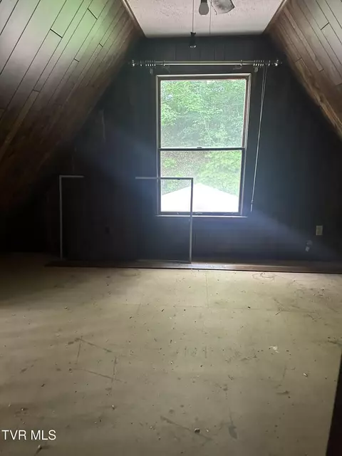 35615 Washington Spring Road Glade Spring Va 24340, Glade Spring, VA 24340 photo 14