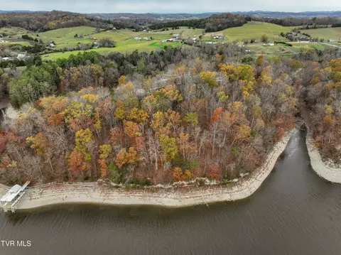 121 Pointe Drive Piney Flats Tn 37686, Piney Flats, TN 37686 photo 15