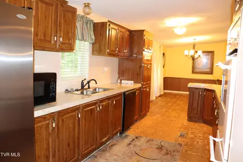 Kitchen - 2004 Derby Road Appalachia Va 24216, Appalachia, VA 24216 photo 1 of 7