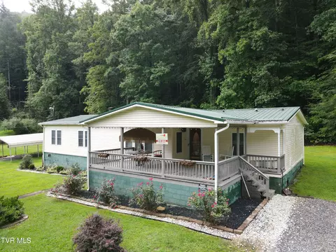 Exterior - 2004 Derby Road Appalachia Va 24216, Appalachia, VA 24216 photo 1 of 5