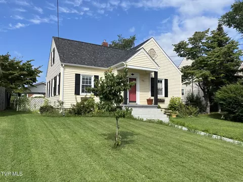 420 Douglas Street Bristol Va 24201, Bristol, VA 24201