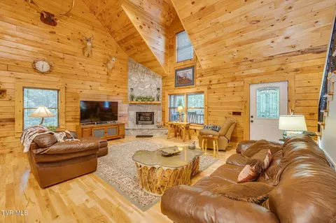 Living - 505 Escape Mountain Road Hampton Tn 37658, Hampton, TN 37658 photo 1 of 2
