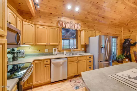Kitchen - 505 Escape Mountain Road Hampton Tn 37658, Hampton, TN 37658 photo 3 of 3