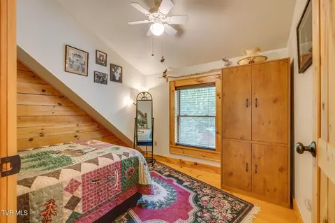 Bedroom - 505 Escape Mountain Road Hampton Tn 37658, Hampton, TN 37658 photo 5 of 6
