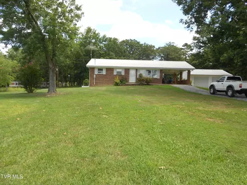 425 Oakwood Road Midway Tn 37809, Midway, TN 37809