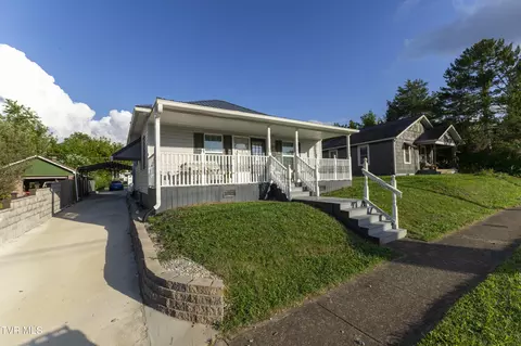 624 N Main Avenue Erwin Tn 37650, Erwin, TN 37650 photo 2