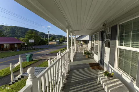 624 N Main Avenue Erwin Tn 37650, Erwin, TN 37650 photo 7