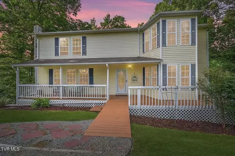 147 Fiddlers Branch Road Hampton Tn 37658, Hampton, TN 37658