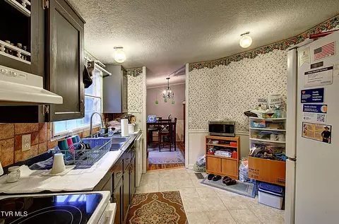 Kitchen - Undisclosed, Chuckey, TN 37641 photo 2 of 2
