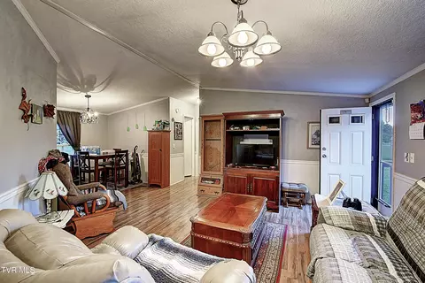 Living - Undisclosed, Chuckey, TN 37641 photo 4 of 4