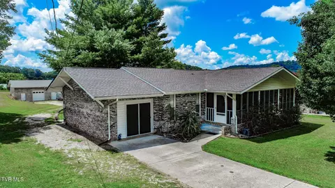 281 Ramblin Rd Newport Tn 37821, Newport, TN 37821