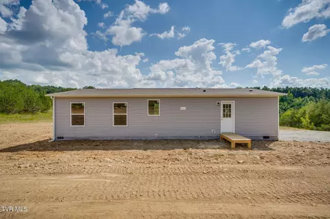 Exterior - 2145 Oakwood Road Midway Tn 37809, Midway, TN 37809 photo 4 of 5