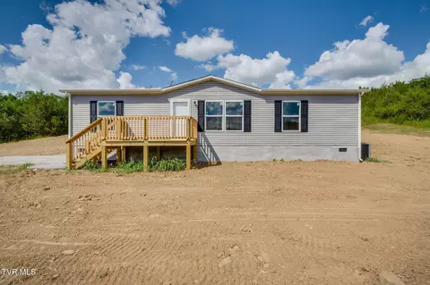 2145 Oakwood Road Midway Tn 37809, Midway, TN 37809