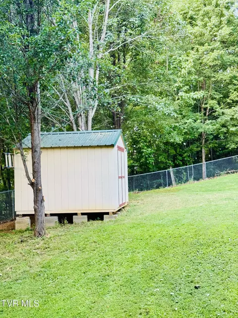 Exterior - 116 Hasty Boulevard Erwin Tn 37650, Erwin, TN 37650 photo 7 of 14