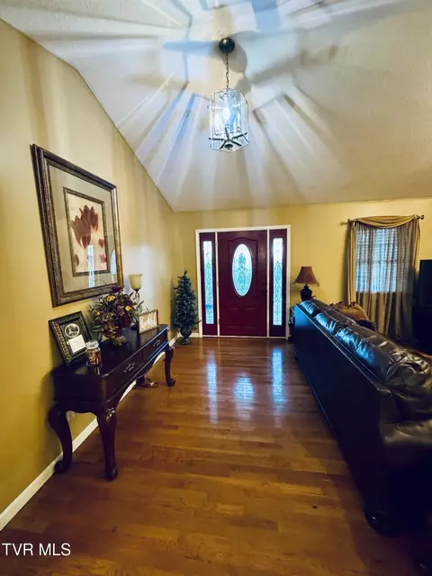 Entry Way - 116 Hasty Boulevard Erwin Tn 37650, Erwin, TN 37650 photo 1 of 1