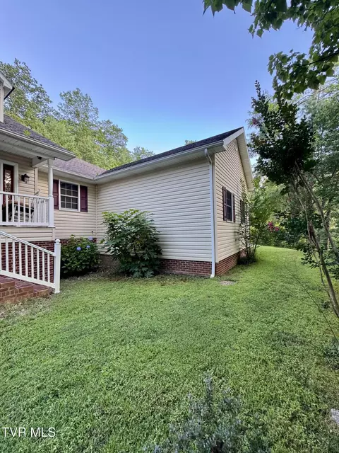 Exterior - 116 Hasty Boulevard Erwin Tn 37650, Erwin, TN 37650 photo 3 of 14