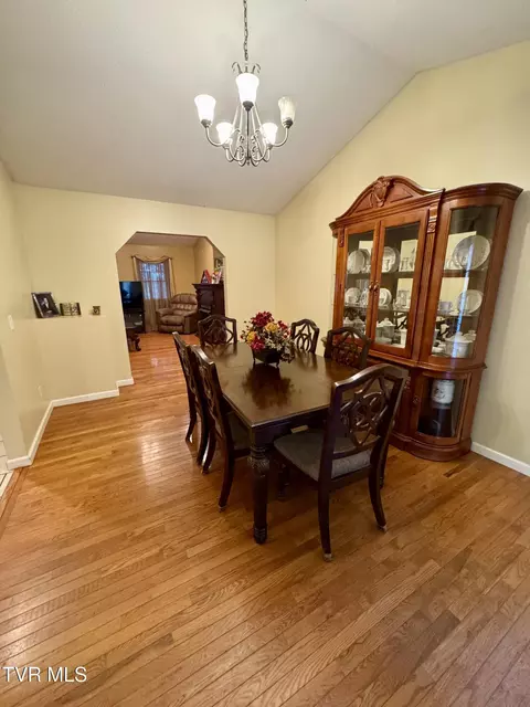Dining - 116 Hasty Boulevard Erwin Tn 37650, Erwin, TN 37650 photo 1 of 2