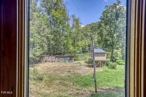 Exterior - 4026 Horton Ford Road Eidson Tn 37731, Eidson, TN 37731 photo 10 of 10