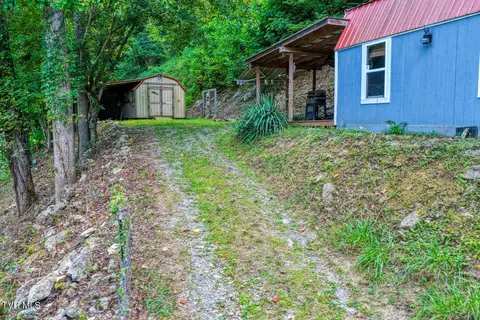 Exterior - 4026 Horton Ford Road Eidson Tn 37731, Eidson, TN 37731 photo 1 of 10