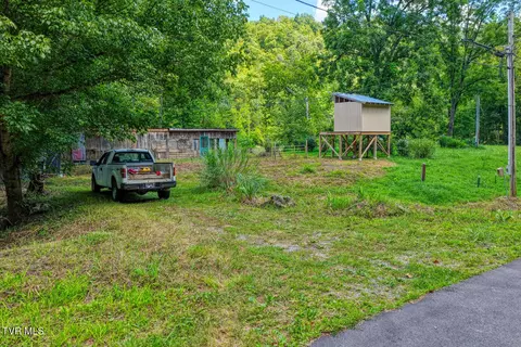 Exterior - 4026 Horton Ford Road Eidson Tn 37731, Eidson, TN 37731 photo 5 of 10