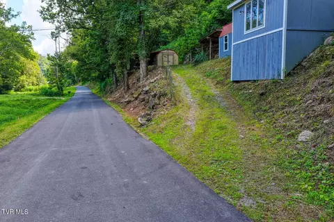Exterior - 4026 Horton Ford Road Eidson Tn 37731, Eidson, TN 37731 photo 4 of 10