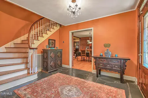 Entry Way - 733 Windmill Circle Bristol Va 24201, Bristol, VA 24201 photo 7 of 9