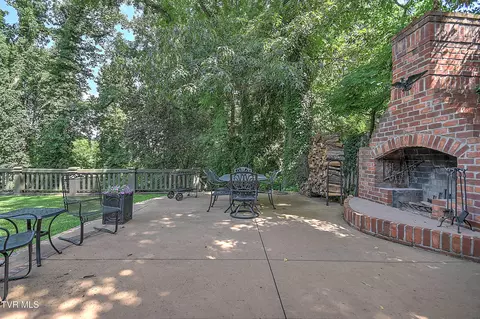 Exterior - 733 Windmill Circle Bristol Va 24201, Bristol, VA 24201 photo 15 of 38