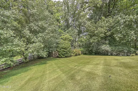 Exterior - 733 Windmill Circle Bristol Va 24201, Bristol, VA 24201 photo 31 of 38
