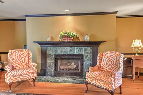 Living - 733 Windmill Circle Bristol Va 24201, Bristol, VA 24201 photo 15 of 15