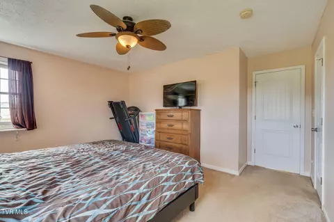 Bedroom - 281 Forest Road Mosheim Tn 37818, Mosheim, TN 37818 photo 2 of 5