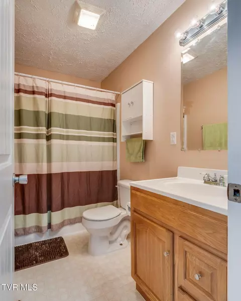 Bath - 281 Forest Road Mosheim Tn 37818, Mosheim, TN 37818 photo 2 of 2