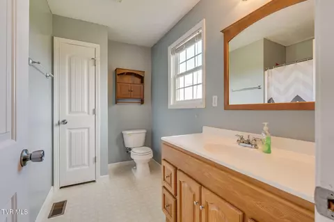 Bath - 281 Forest Road Mosheim Tn 37818, Mosheim, TN 37818 photo 1 of 2