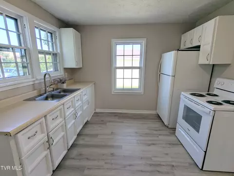Kitchen - 2239 E Fairview Avenue Johnson City Tn 37601, Johnson City, TN 37601 photo 3 of 3