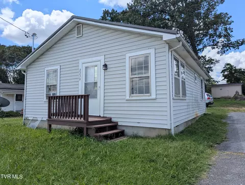 2239 E Fairview Avenue Johnson City Tn 37601, Johnson City, TN 37601