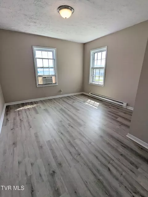 Other - 2239 E Fairview Avenue Johnson City Tn 37601, Johnson City, TN 37601 photo 2 of 4