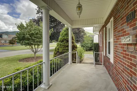 715 Ohio Avenue Erwin Tn 37650, Erwin, TN 37650 photo 3