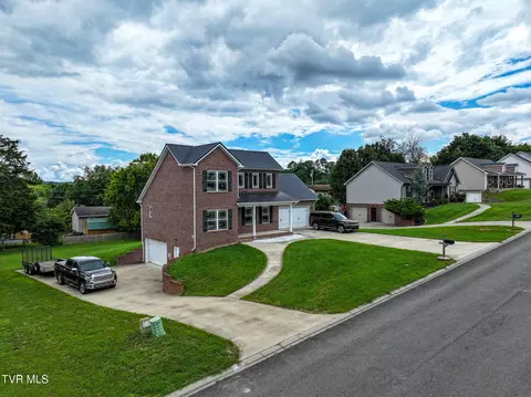 1864 Limestone Path Morristown Tn 37814, Morristown, TN 37814