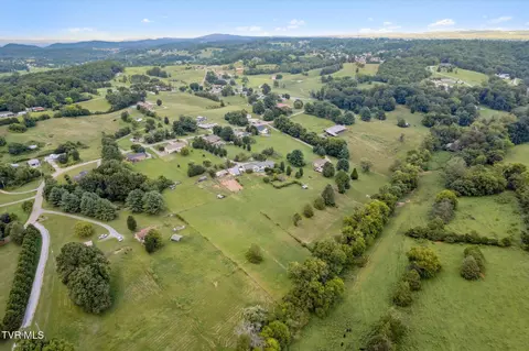 View/Area - 7717 Greenbriar Road Talbott Tn 37877, Talbott, TN 37877 photo 9 of 12