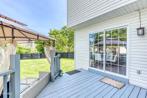 Exterior - 595 Suncrest Drive Drive Bristol Va 24201, Bristol, VA 24201 photo 10 of 10