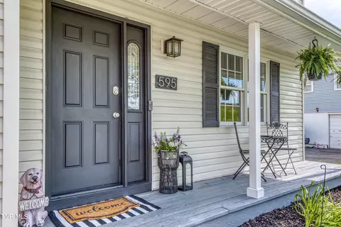 Exterior - 595 Suncrest Drive Drive Bristol Va 24201, Bristol, VA 24201 photo 3 of 10