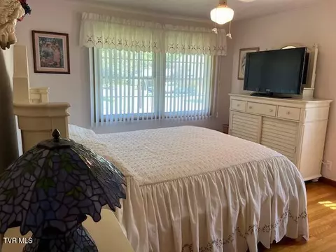 Bedroom - 11239 Riverside Circle Pound Va 24279, Pound, VA 24279 photo 3 of 8