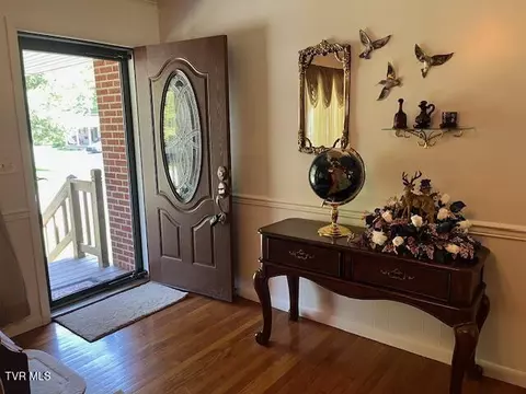 Entry Way - 11239 Riverside Circle Pound Va 24279, Pound, VA 24279 photo 1 of 1
