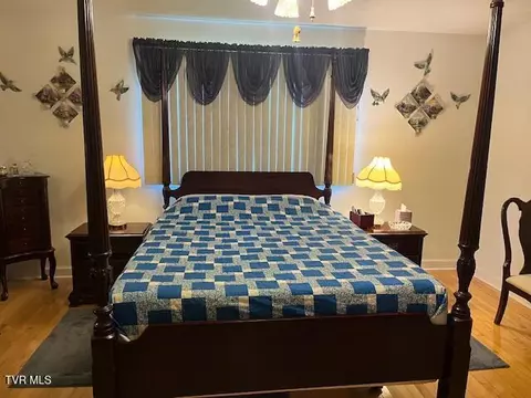 Bedroom - 11239 Riverside Circle Pound Va 24279, Pound, VA 24279 photo 6 of 8
