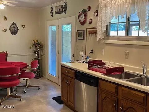 Kitchen - 11239 Riverside Circle Pound Va 24279, Pound, VA 24279 photo 4 of 4