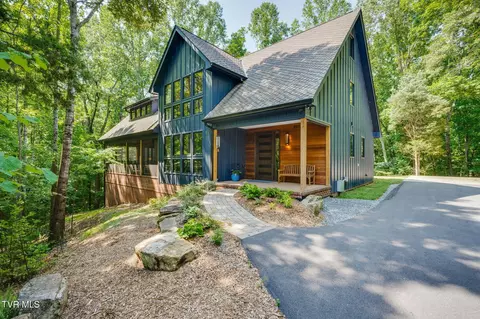379 Hideaway Farm Road Piney Flats Tn 37686, Piney Flats, TN 37686