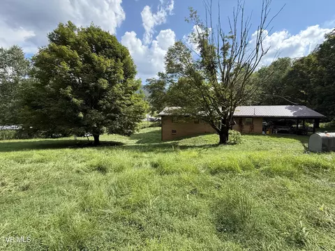 812 Fairview Road Hampton Tn 37658, Hampton, TN 37658 photo 20