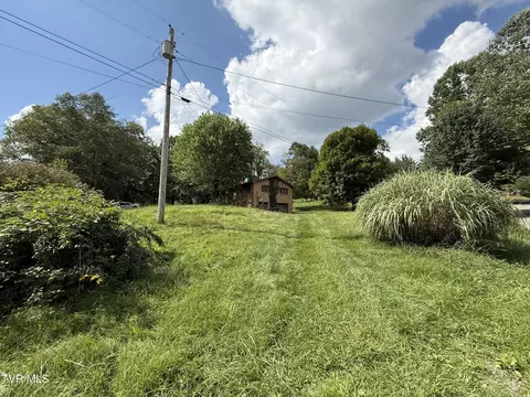 812 Fairview Road Hampton Tn 37658, Hampton, TN 37658 photo 24