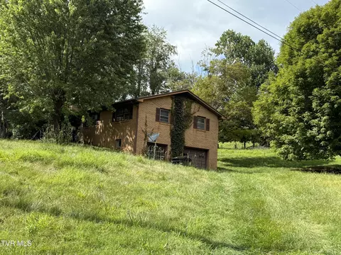 812 Fairview Road Hampton Tn 37658, Hampton, TN 37658 photo 12