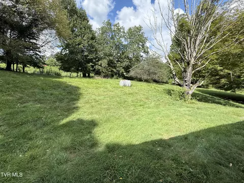 812 Fairview Road Hampton Tn 37658, Hampton, TN 37658 photo 6